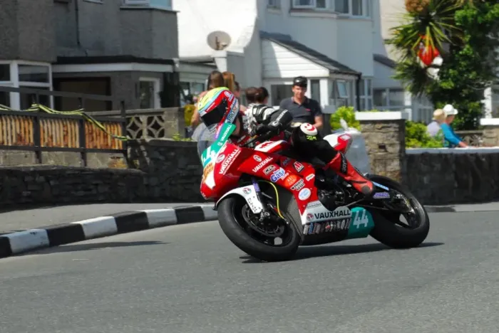Framed Print : Jamie Hamilton (Kawasaki) 2013 Southern 100 Framed Print : Jamie Hamilton (Kawasaki) 2013 Southern 100