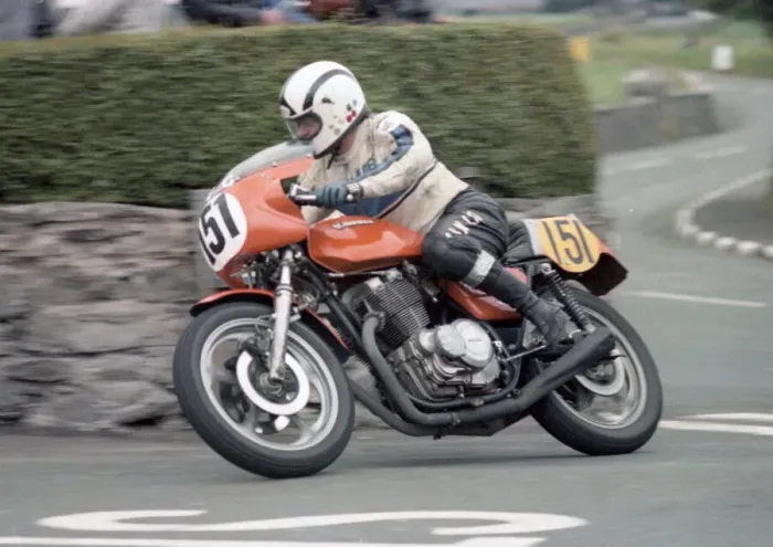 Framed Print : Jamie Watt (Laverda) 1981 Southern 100 Framed Print : Jamie Watt (Laverda) 1981 Southern 100