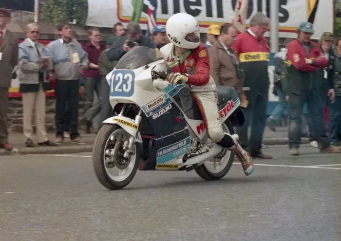 Framed Print : Jamie Whitham (Suzuki) 1986 Production D TT Framed Print : Jamie Whitham (Suzuki) 1986 Production D TT