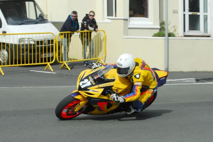 Framed Print : Jason Corcoran (Yamaha) 2016 Junior Manx Grand Prix Framed Print : Jason Corcoran (Yamaha) 2016 Junior Manx Grand Prix