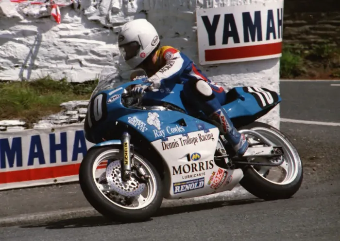 Framed Print : Jason Griffiths (Spondon Yamaha) 1994 Singles TT Framed Print : Jason Griffiths (Spondon Yamaha) 1994 Singles TT