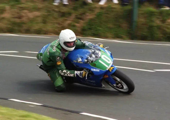 Framed Print : Jason Griffiths (Yamaha) 1999 Lightweight TT Framed Print : Jason Griffiths (Yamaha) 1999 Lightweight TT