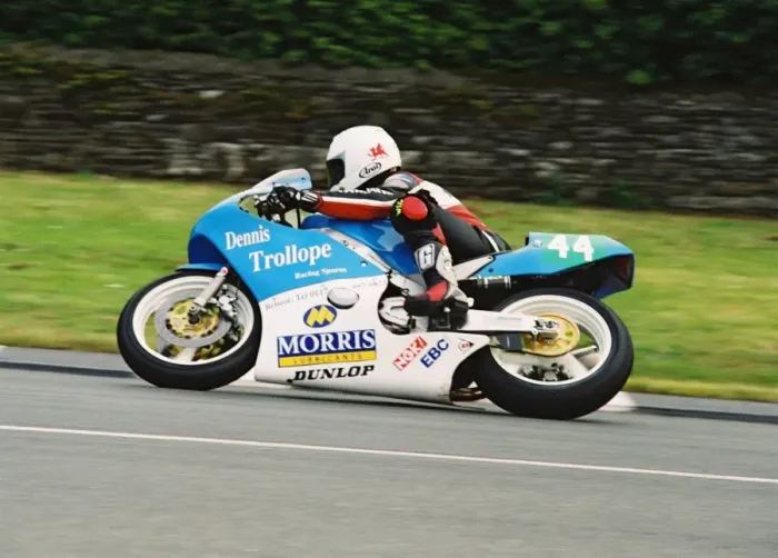 Framed Print : Jason Griffiths (Yamaha) 2004 Lightweight 400 TT Framed Print : Jason Griffiths (Yamaha) 2004 Lightweight 400 TT