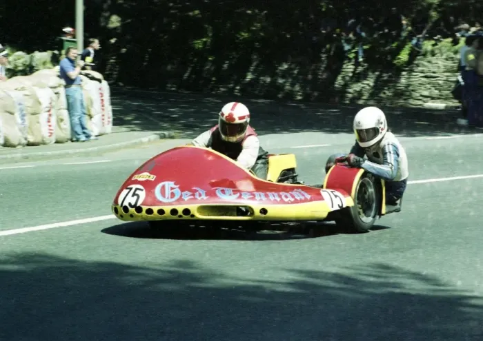 Framed Print : Jed Tennant & Craig Reddington (Rumble Barton) 1982 Sidecar TT Framed Print : Jed Tennant & Craig Reddington (Rumble Barton) 1982 Sidecar TT