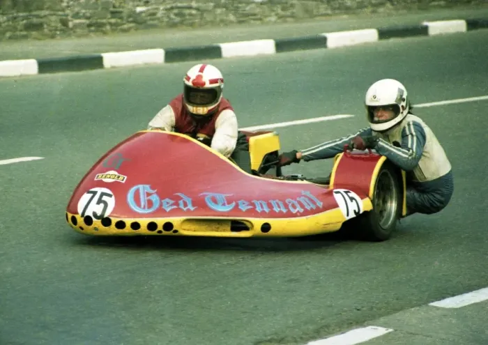 Framed Print : Jed Tennant & Craig Reddington (Rumble Barton) 1982 Sidecar TT Framed Print : Jed Tennant & Craig Reddington (Rumble Barton) 1982 Sidecar TT