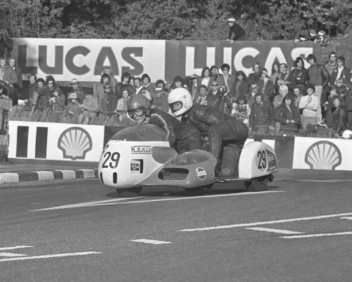 Framed Print : Jeff Gawley & Peter Sales (Konig) 1973 750cc Sidecar TT Framed Print : Jeff Gawley & Peter Sales (Konig) 1973 750cc Sidecar TT