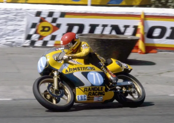 Framed Print : Jeff Sayle (Armstrong) 1982 Junior TT Framed Print : Jeff Sayle (Armstrong) 1982 Junior TT