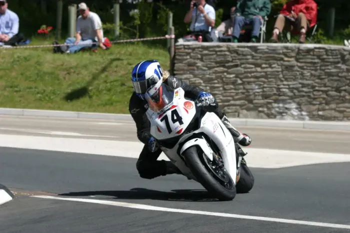 Framed Print : Jenny Tinmouth (Honda) 2009 Superbike TT