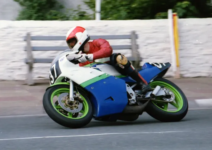 Framed Print : Jeremy Doughty (Kawasaki) 1992 Supersport 400 TT