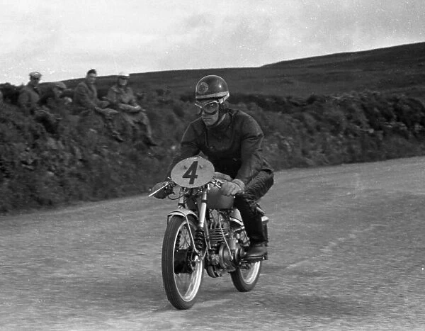 Jim Crossley Anelay 1954 Ultra Lightweight TT Practice