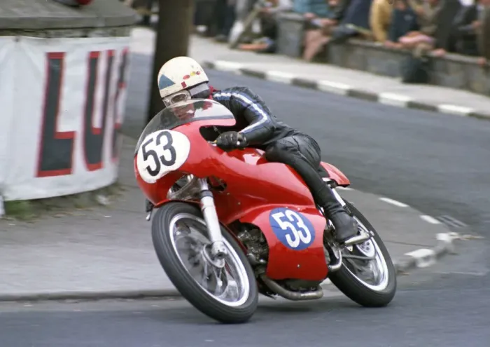 Framed Print : Jim Curry (Aermacchi) 1968 Junior TT Framed Print : Jim Curry (Aermacchi) 1968 Junior TT