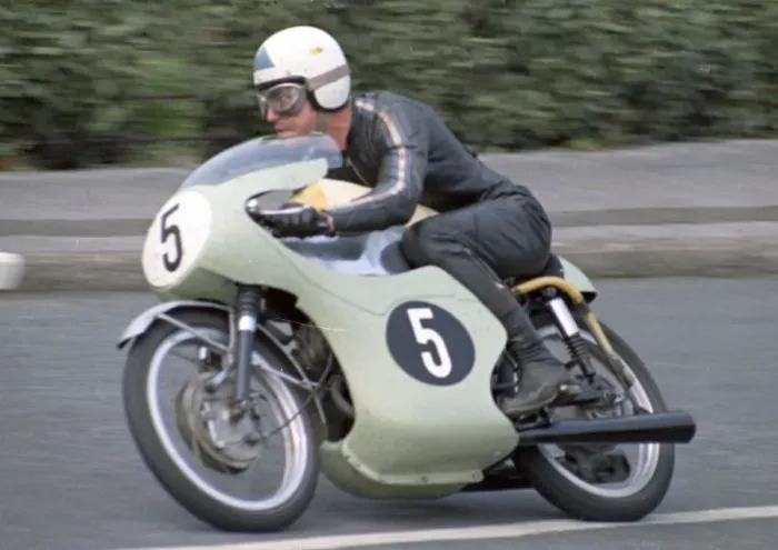 Framed Print : Jim Curry (Honda) 1970 Ultra Lightweight TT Framed Print : Jim Curry (Honda) 1970 Ultra Lightweight TT