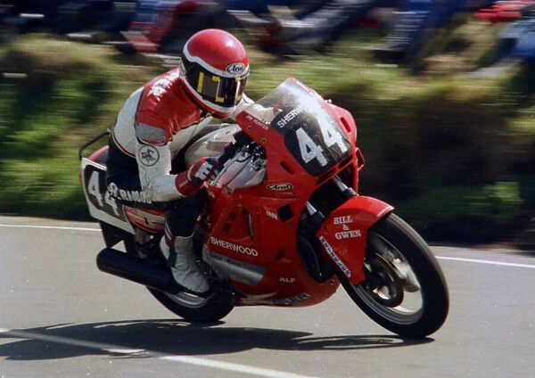 Jim Hunter (Honda) 1987 Formula Two TT