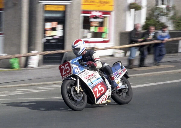 Jim Hunter (Suzuki) 1986 Newcomers Manx Grand Prix