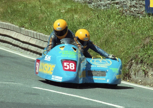 Jim Norbury & Norman Elcock (Jacobs Yamaha) 1995 Sidecar TT