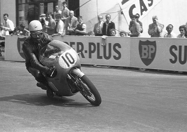 Jim Redman (Honda) 1962 Lightweight TT