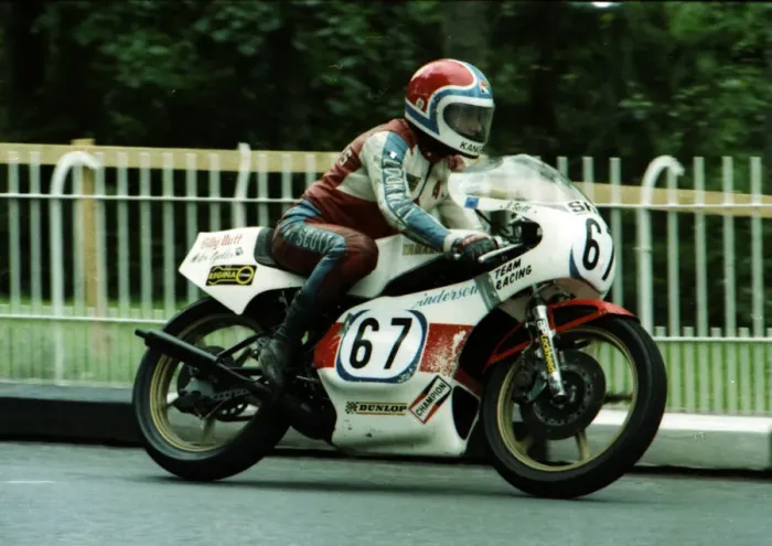 Framed Print : Jim Scott (Anderson Yamaha) 1980 Classic TT