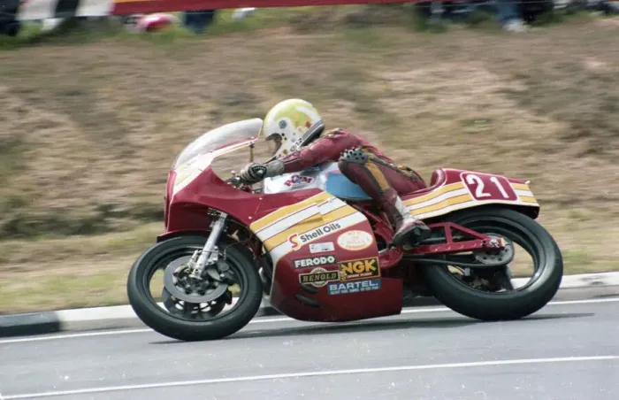 Framed Print : Jim Wells (P & M Kawasaki) 1983 Formula One TT