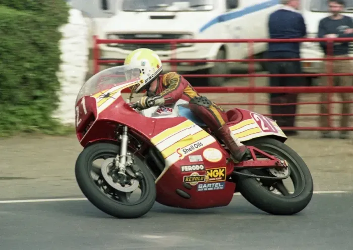 Framed Print : Jim Wells (P&M Kawasaki) 1983 Formula One TT Framed Print : Jim Wells (P&M Kawasaki) 1983 Formula One TT