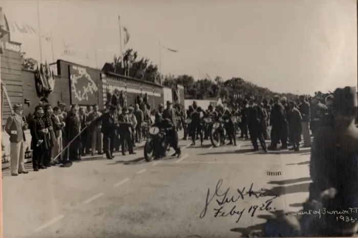 Framed Print : Jimmy Guthrie (Norton) 1935 Junior TT Framed Print : Jimmy Guthrie (Norton) 1935 Junior TT