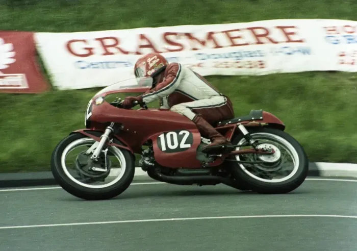 Framed Print : Jimmy Millar (Lawton Aermacchi) 1981 Formula 3 TT Framed Print : Jimmy Millar (Lawton Aermacchi) 1981 Formula 3 TT