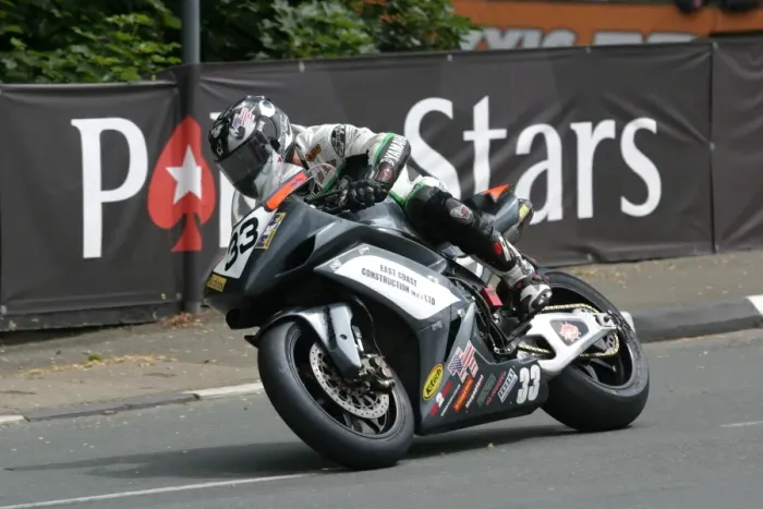 Framed Print : Jimmy Moore (Yamaha) 2010 Senior TT Framed Print : Jimmy Moore (Yamaha) 2010 Senior TT