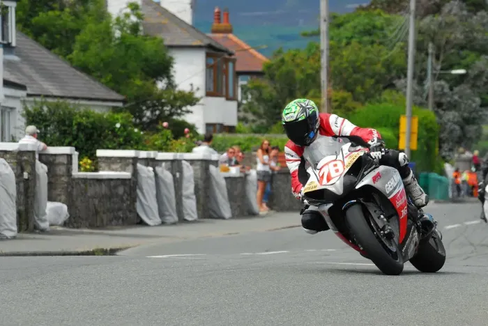 Framed Print : Jochem Van Den Hoek (Yamaha) 2014 Southern 100 Framed Print : Jochem Van Den Hoek (Yamaha) 2014 Southern 100