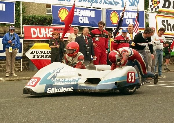 Joe Heys & Christian Hefti (Yamaha) 1988 Sidecar TT