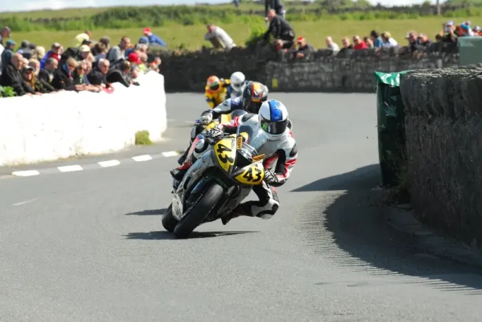 Framed Print : Joe Newbould (Kawasaki) 2015 Southern 100 Framed Print : Joe Newbould (Kawasaki) 2015 Southern 100