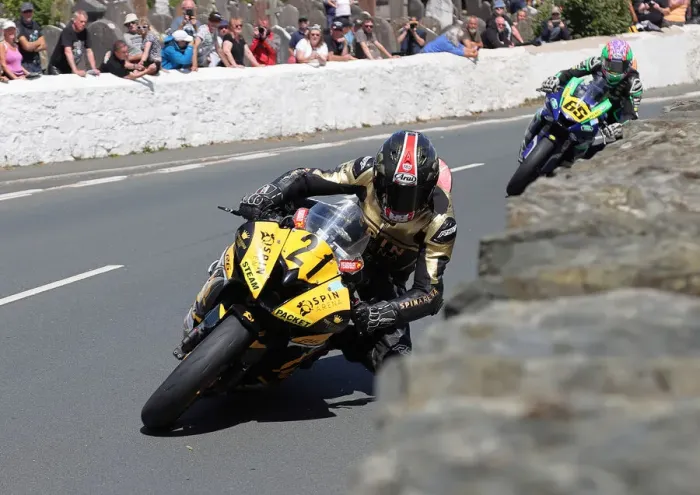 Framed Print : Joe Yeardsley (Yamaha) 2022 Southern 100 Framed Print : Joe Yeardsley (Yamaha) 2022 Southern 100