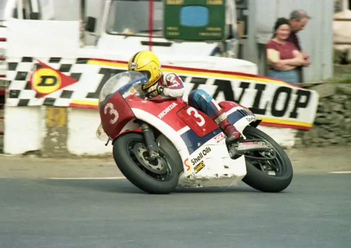 Framed Print : Joey Dunlop (Honda) 1983 Formula One TT