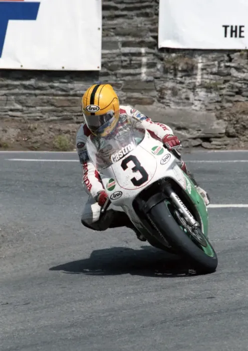 Framed Print : Joey Dunlop (Honda) 1992 Formula One TT Framed Print : Joey Dunlop (Honda) 1992 Formula One TT