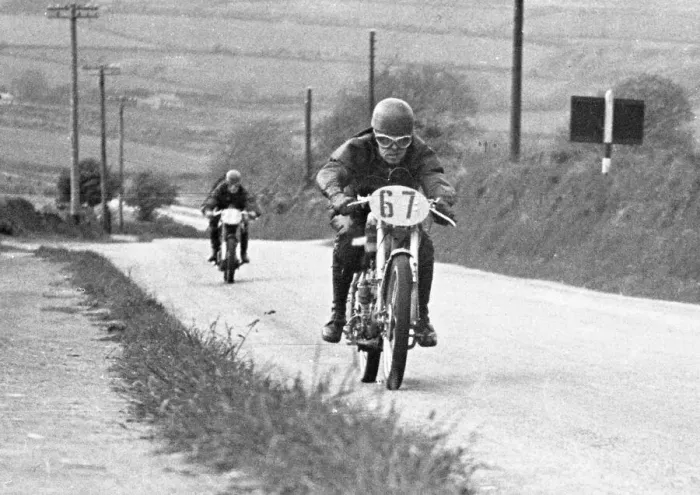 Framed Print : John Anelay (Anelay DMW) 1951 Ultra Lightweight TT