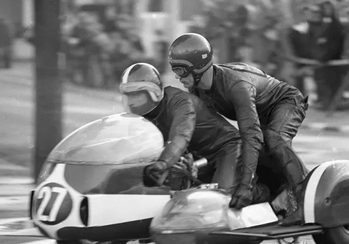 Framed Print : John Barker & Alex MacFadzean (Devimead BSA) 1972 500 Sidecar TT Framed Print : John Barker & Alex MacFadzean (Devimead BSA) 1972 500 Sidecar TT
