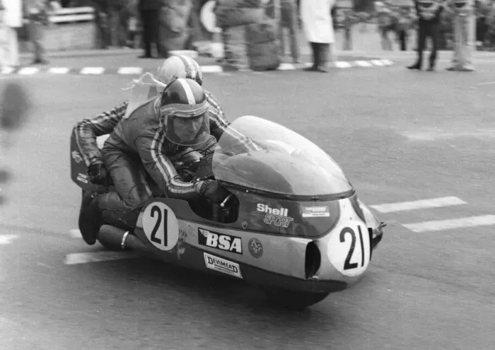 Framed Print : John Barker & Chris Emmins (Reynoldson BSA) 1974 750 Sidecar TT Framed Print : John Barker & Chris Emmins (Reynoldson BSA) 1974 750 Sidecar TT