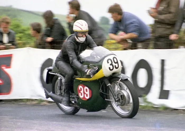 Framed Print : John Blanchard (Velocette) 1968 Production TT Framed Print : John Blanchard (Velocette) 1968 Production TT