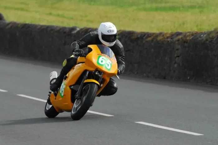 Framed Print : John Byatt (Suzuki) 2012 Southern 100 Framed Print : John Byatt (Suzuki) 2012 Southern 100