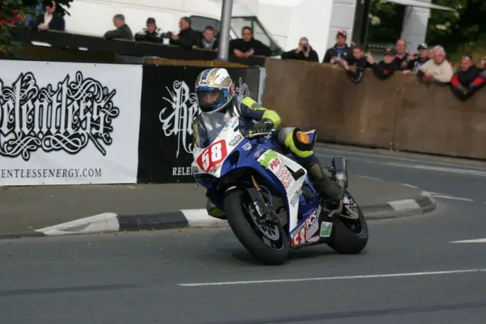 Framed Print : John Crellin (Suzuki) 2009 Superstock TT Framed Print : John Crellin (Suzuki) 2009 Superstock TT