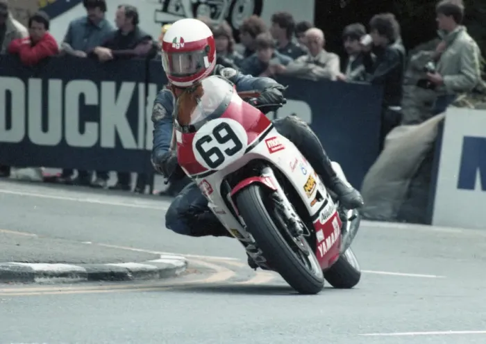 Framed Print : John Crellin (Yamaha) 1985 Production B TT Framed Print : John Crellin (Yamaha) 1985 Production B TT