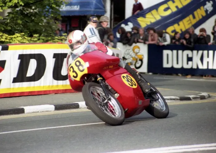 Framed Print : John Cronshaw (Unity BSA) 1984 Classic TT Framed Print : John Cronshaw (Unity BSA) 1984 Classic TT