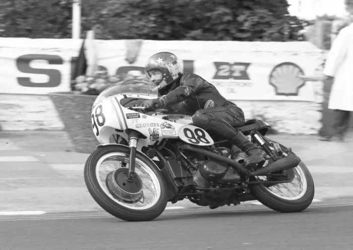 Framed Print : John Daly (Triumph) 1977 Senior Manx Grand Prix Framed Print : John Daly (Triumph) 1977 Senior Manx Grand Prix