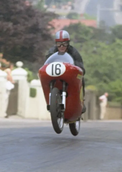 Framed Print : John Findlay (Norton) 1970 Senior TT Framed Print : John Findlay (Norton) 1970 Senior TT
