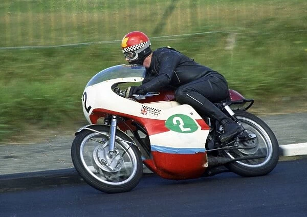 John Gardiner (Kawasaki) 1970 Lightweight Manx Grand Prix