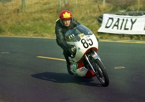 John Gardiner (Kawasaki) 1971 Lightweight Manx Grand Prix