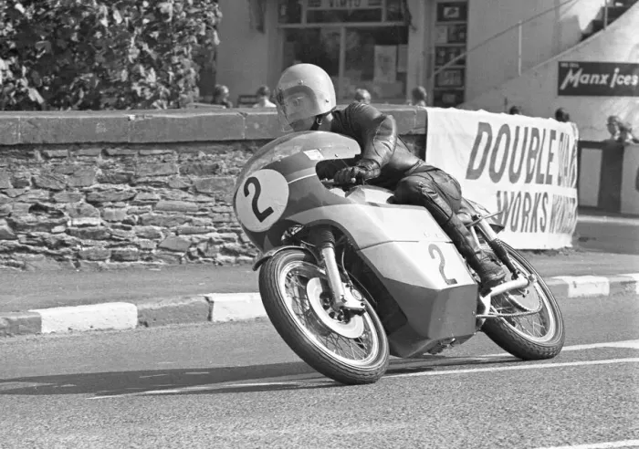 Framed Print : John Goodall (Matchless) 1973 Senior Manx Grand Prix Framed Print : John Goodall (Matchless) 1973 Senior Manx Grand Prix