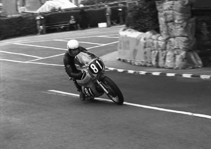 Framed Print : John Hammond (Harley Davidson) 1978 Formula Three TT Framed Print : John Hammond (Harley Davidson) 1978 Formula Three TT