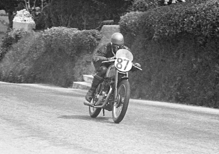 Framed Print : John Harrowell (LEF) 1950 Lightweight TT Framed Print : John Harrowell (LEF) 1950 Lightweight TT