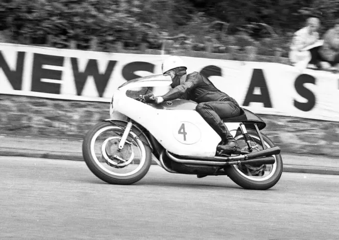 Framed Print : John Hartle (Gilera) 1963 Senior TT Framed Print : John Hartle (Gilera) 1963 Senior TT
