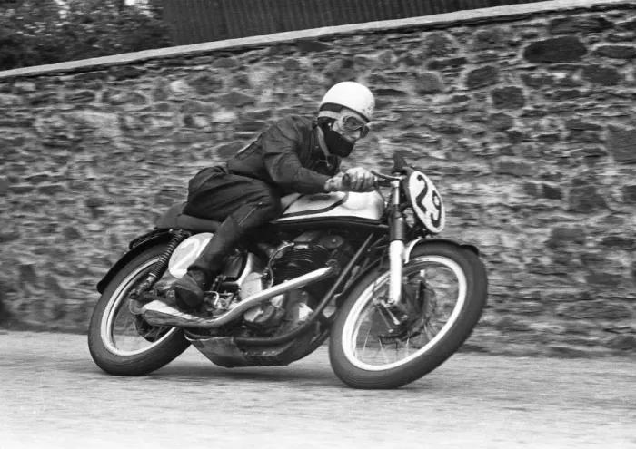 Framed Print : John Hartle (Norton) 1955 Senior TT Framed Print : John Hartle (Norton) 1955 Senior TT