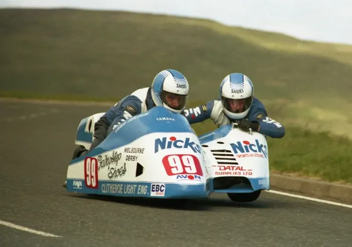 Framed Print : John Holden / David Burgess (Yamaha) 1988 Sidecar TT Framed Print : John Holden / David Burgess (Yamaha) 1988 Sidecar TT
